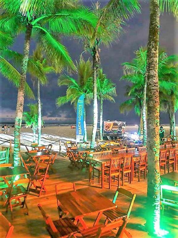 Hospedagem Primeira Quadra Da Praia Прая-Гранди Экстерьер фото